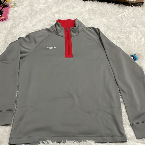 Speedo Other - Speedo men fleece 1/4 zip sweater Grey and red